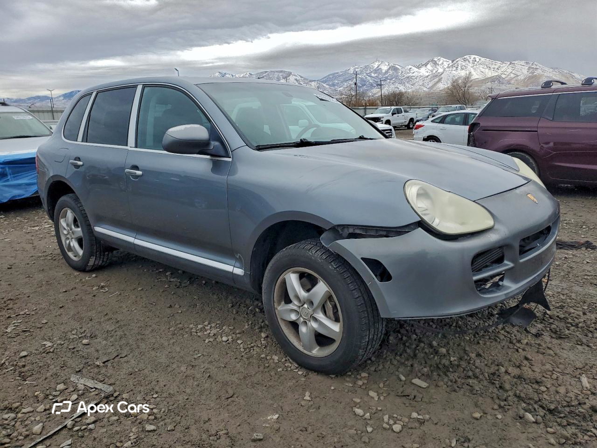 Porsche Cayenne 2004