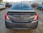 Nissan Versa 2015