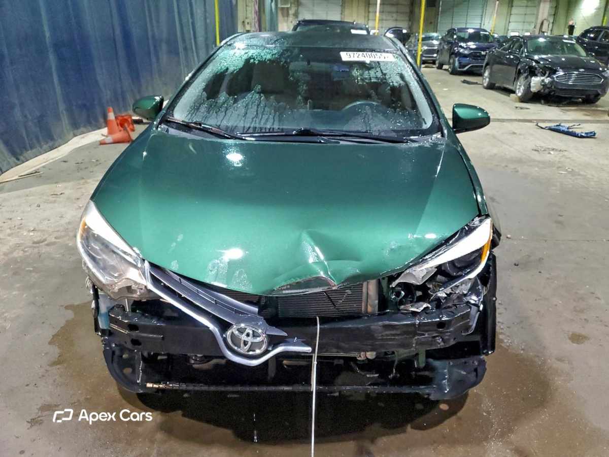 Toyota Corolla 2015