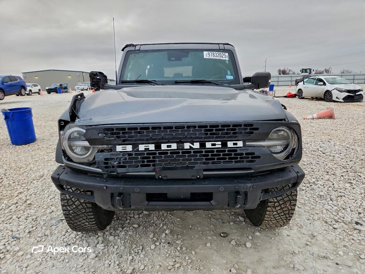 Ford Bronco 2024