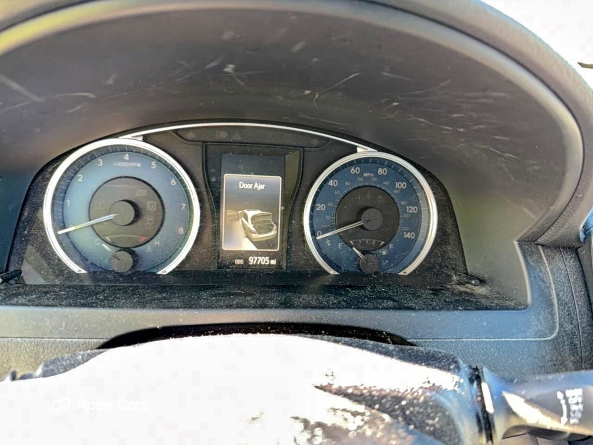 Toyota Camry 2016
