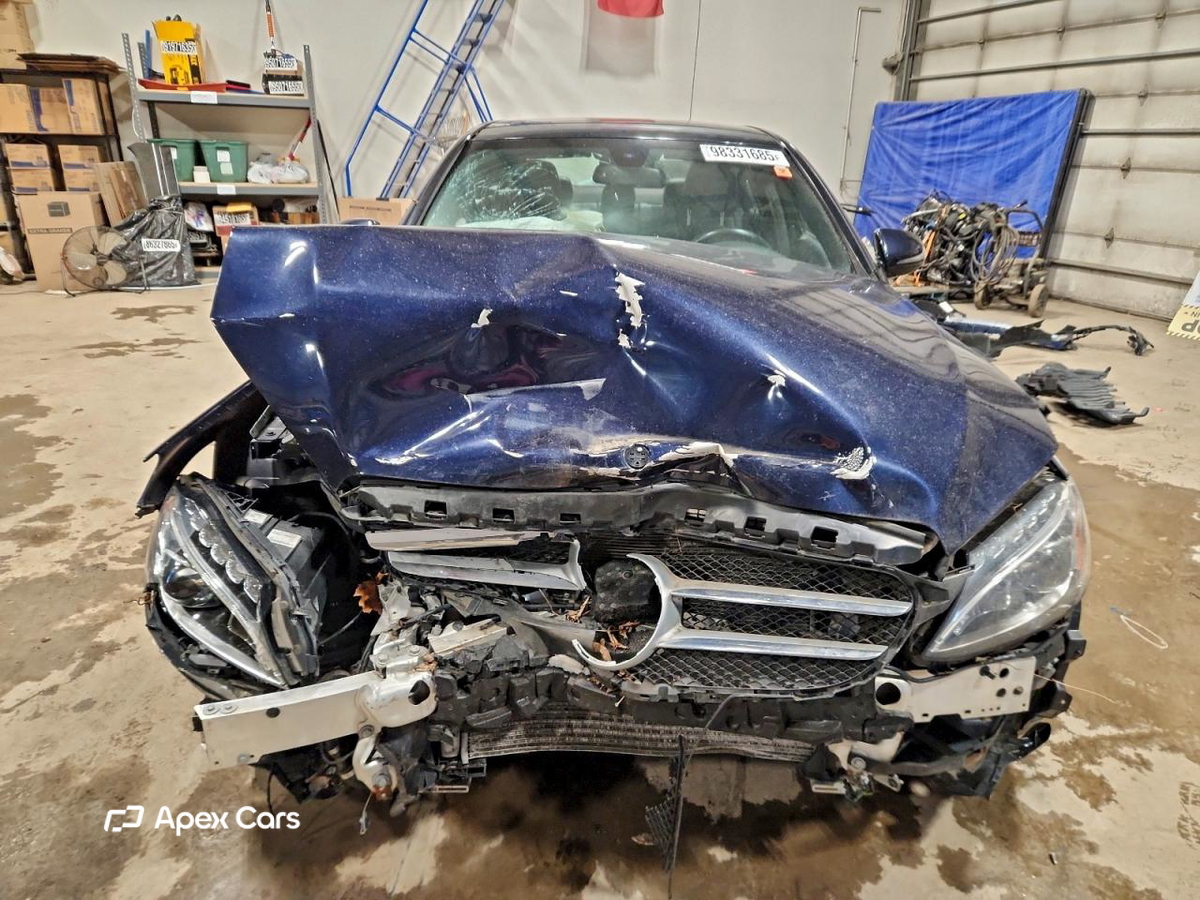 Mercedes-Benz  2016