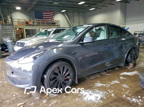 Tesla Model Y 2023 - Image 1 of 13