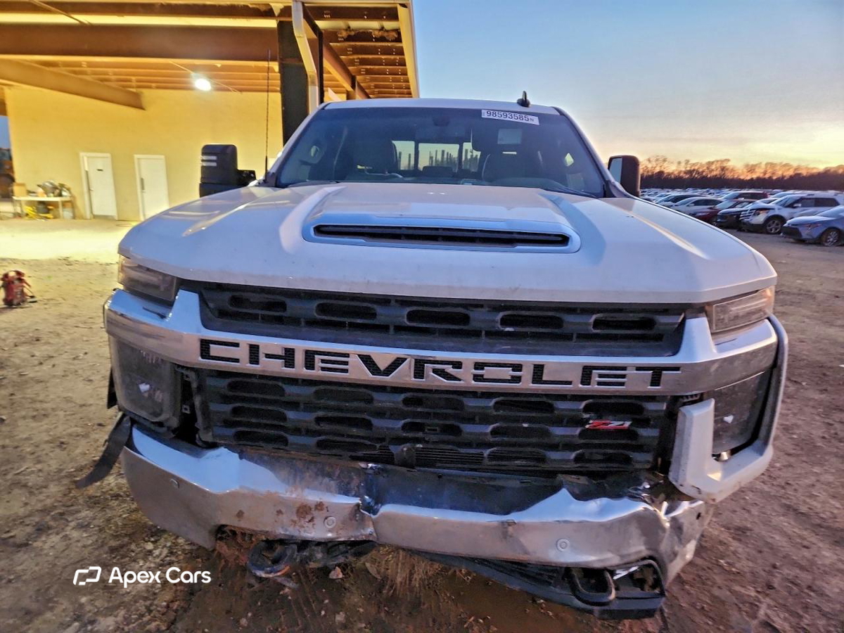 Chevrolet Silverado 2020