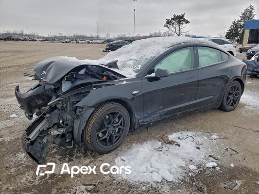 Tesla Model 3 2021 - Image 1 of 13