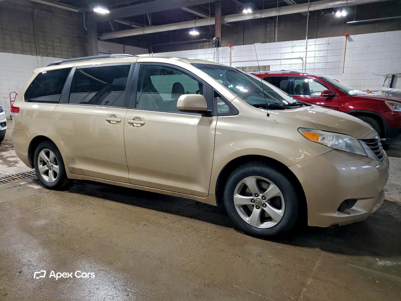 Toyota Sienna 2011