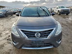Nissan Versa 2015