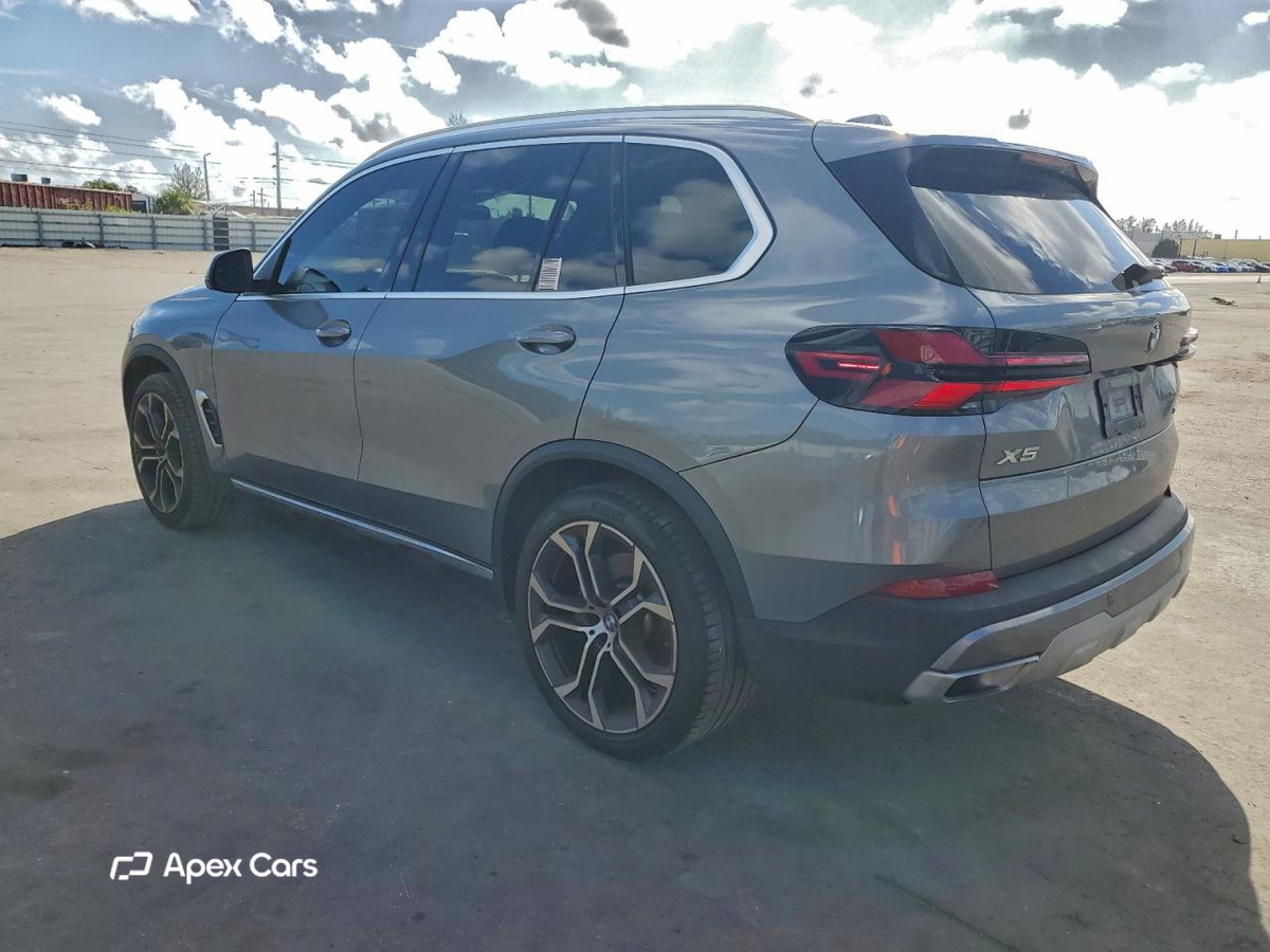 BMW X5 2024