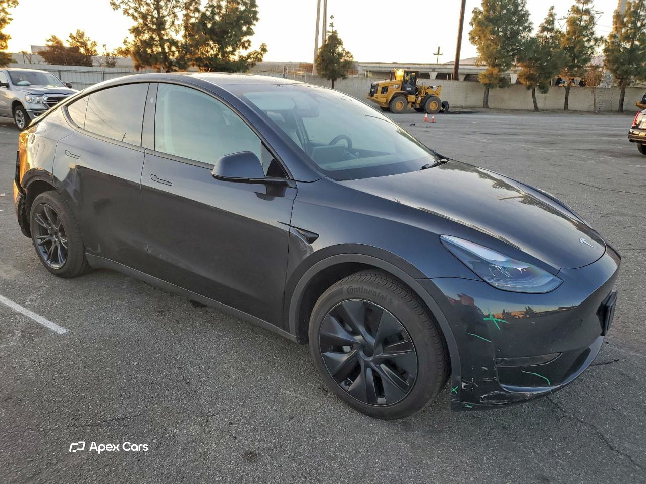 Tesla Model Y 2025