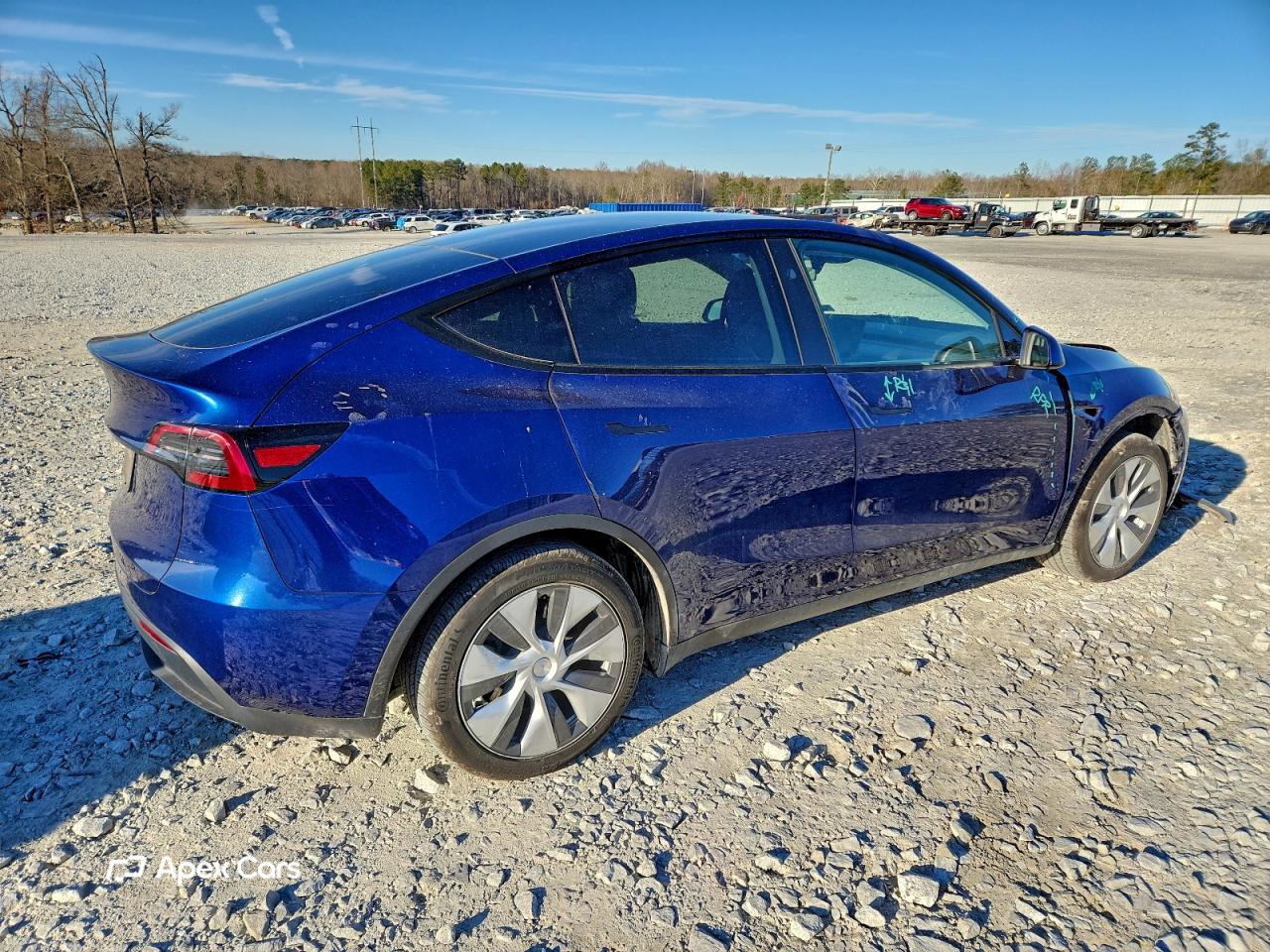 Tesla Model Y 2024