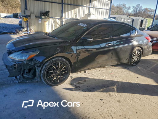 Nissan Altima 2016 - Zdjęcie 1 z 13