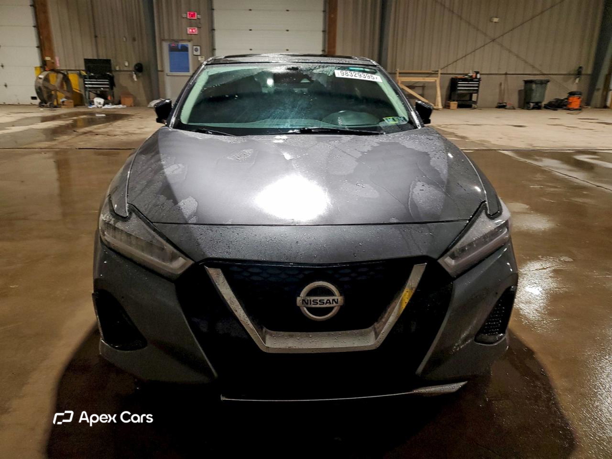 Nissan Maxima 2020