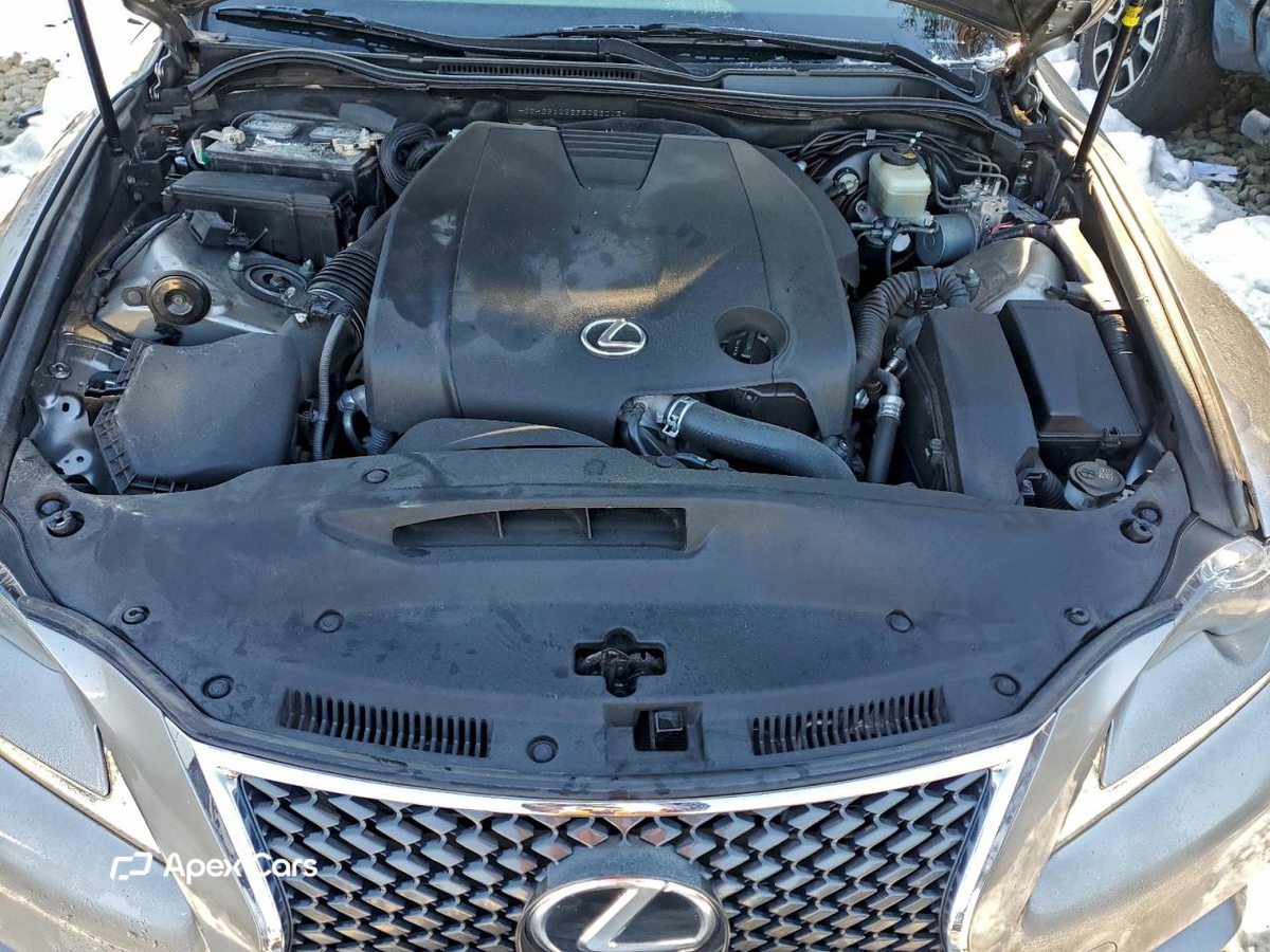 Lexus IS 2015