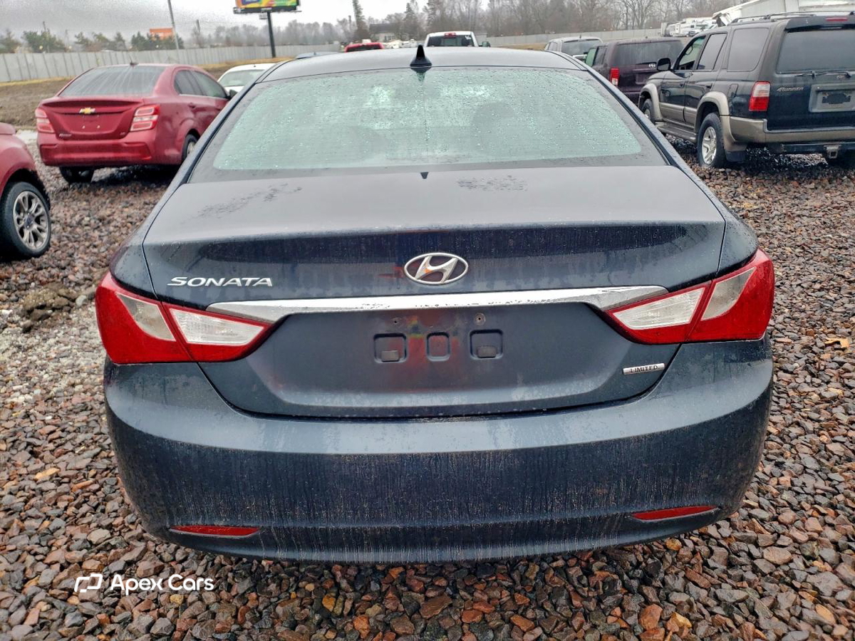 Hyundai Sonata 2011