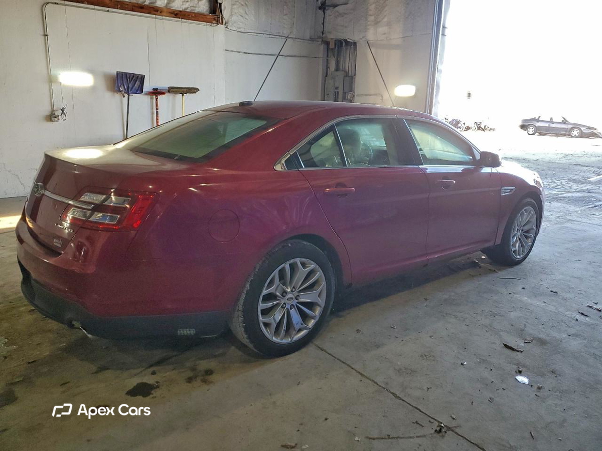 Ford Taurus 2017