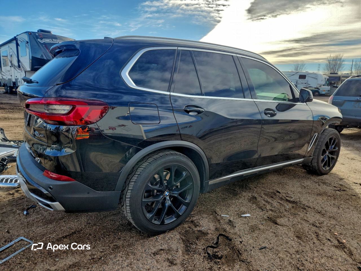 BMW X5 2021