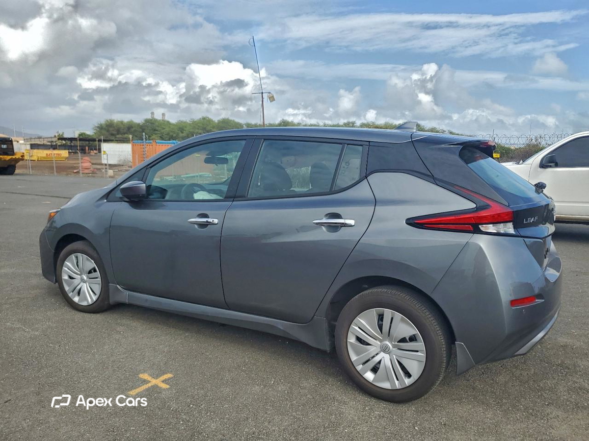 Nissan Leaf 2025