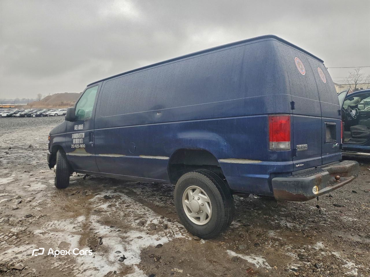 Ford Econoline 2010