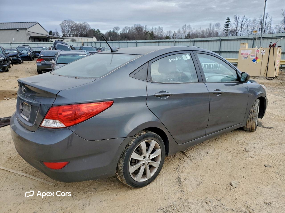 Hyundai Accent 2012