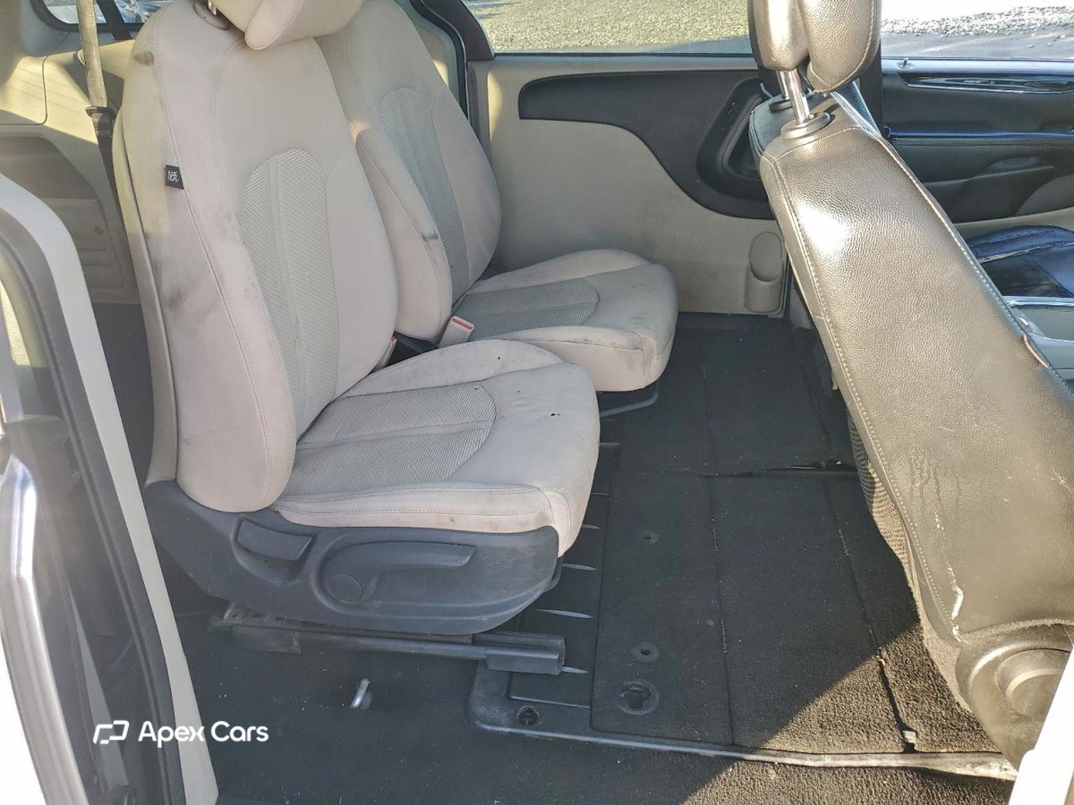 Dodge Caravan 2017