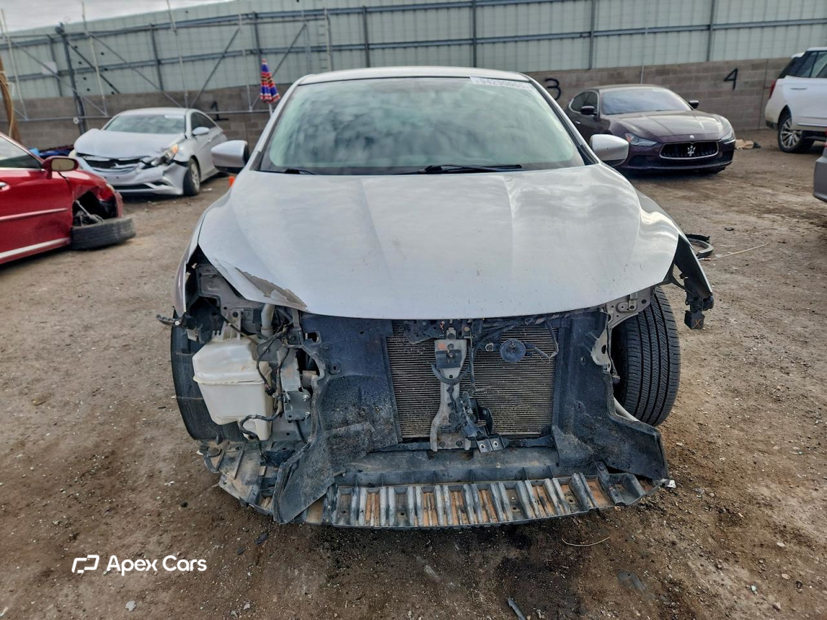 Nissan Sentra 2019