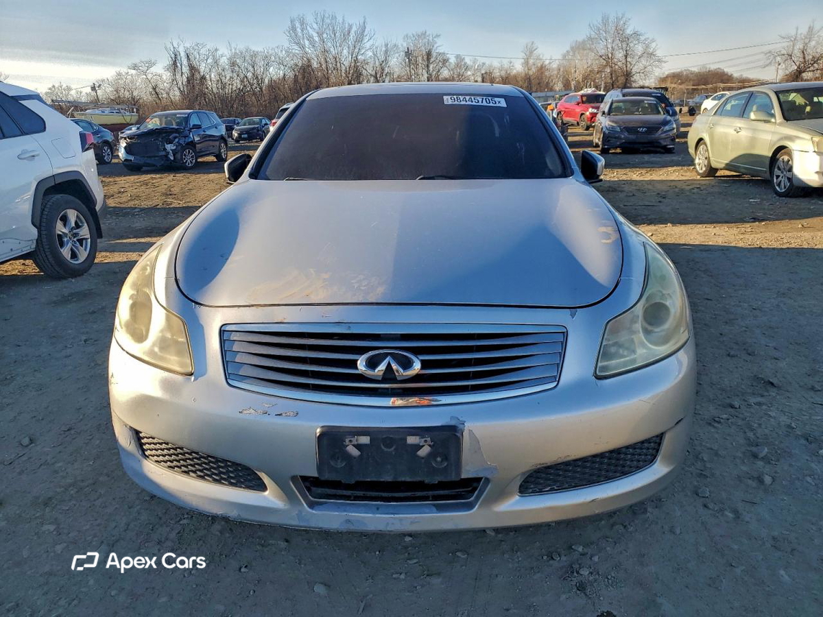 Infiniti G 2009