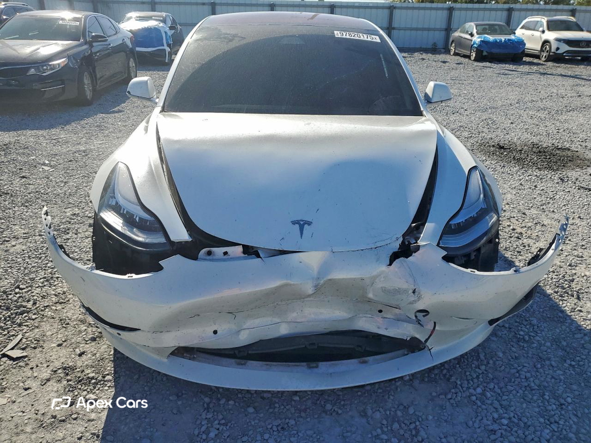 Tesla Model 3 2018