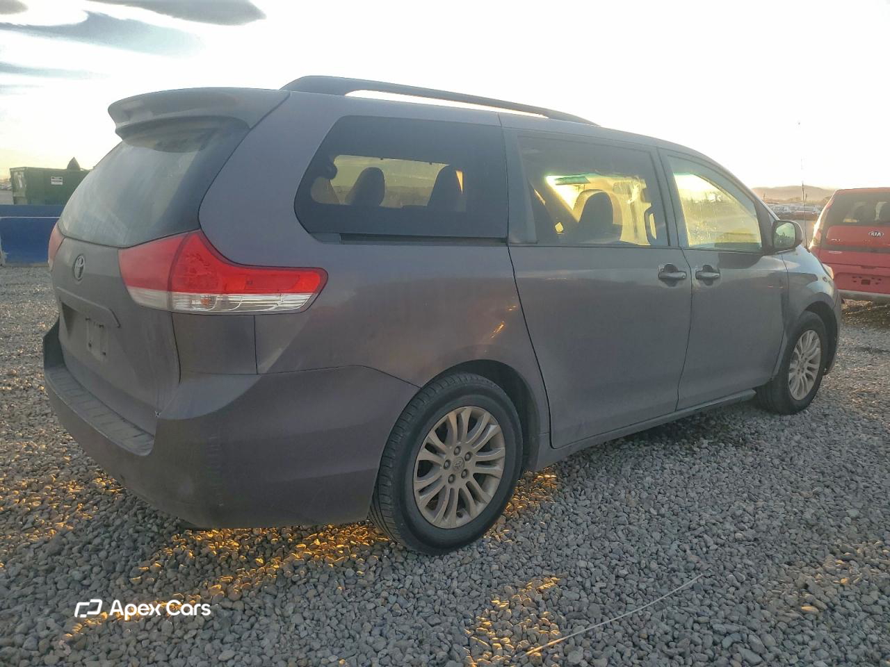 Toyota Sienna 2012