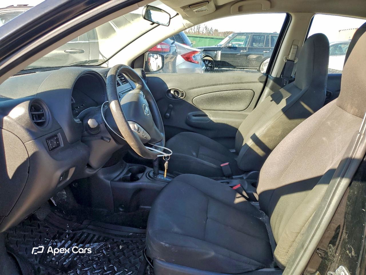 Nissan Versa 2016