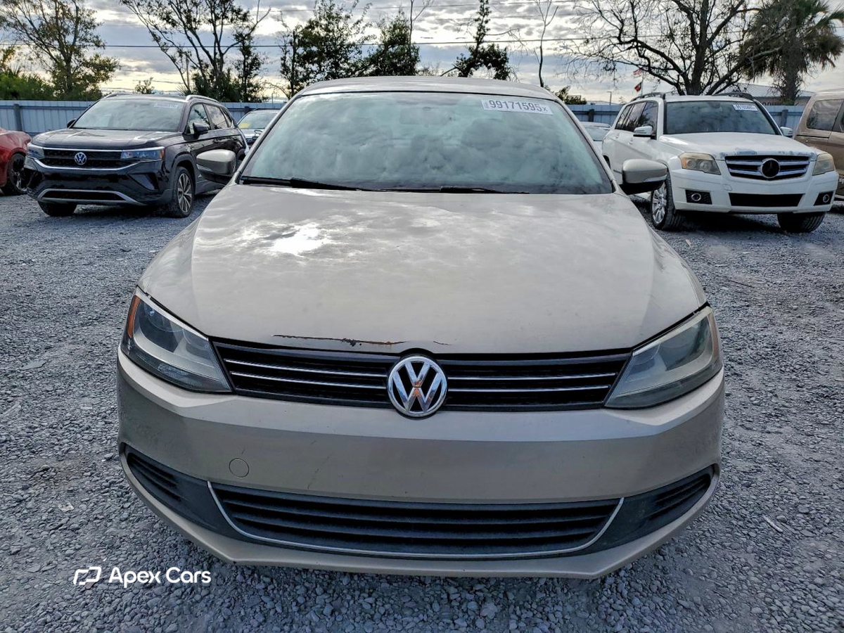 Volkswagen Jetta 2013