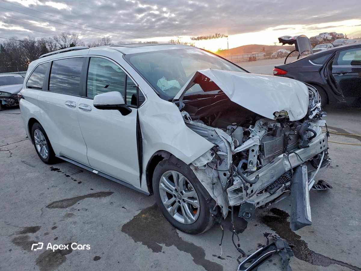 Toyota Sienna 2023