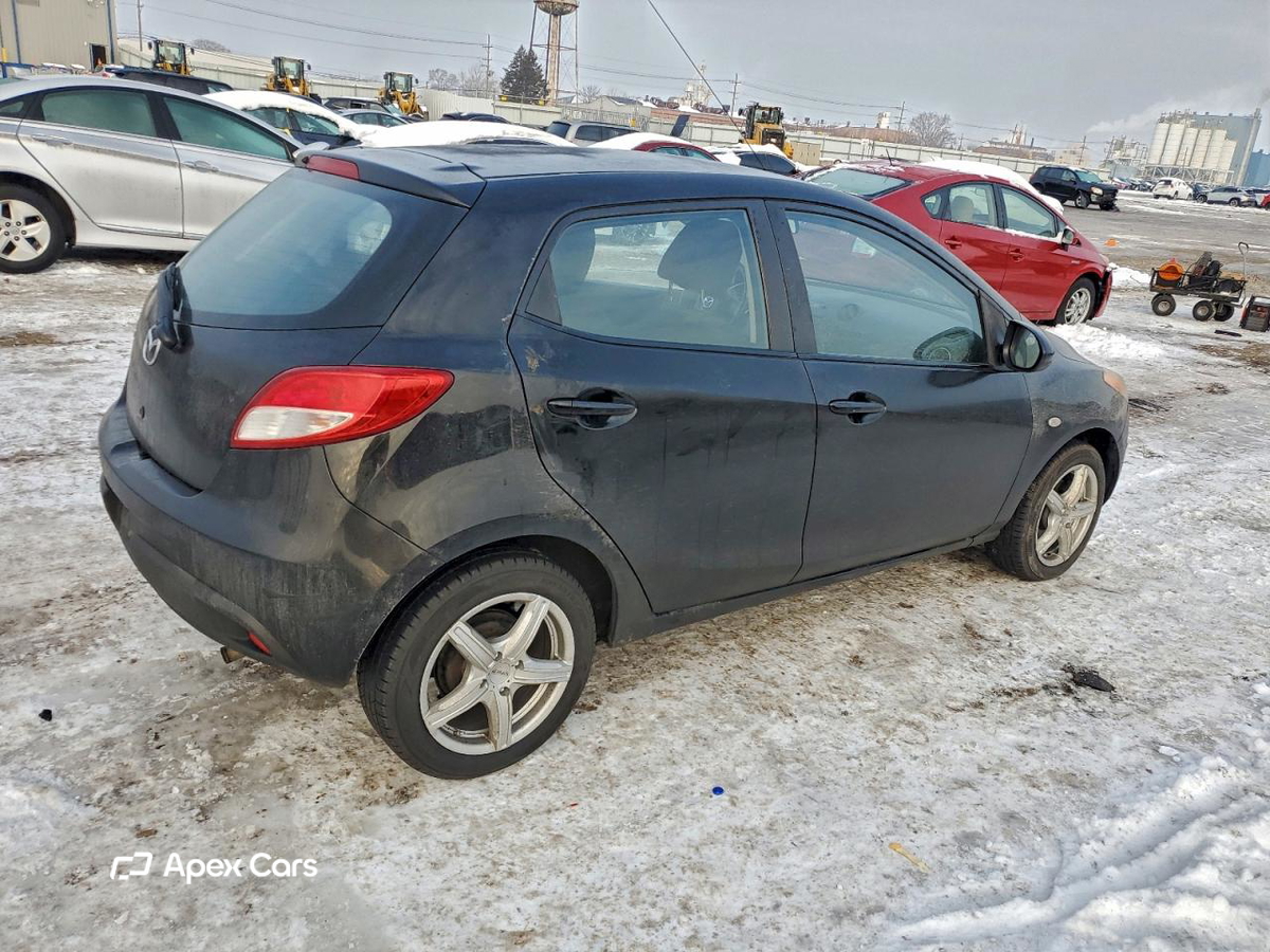 Mazda 2 2013