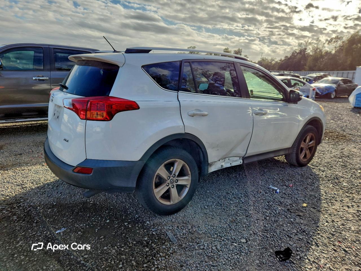 Toyota RAV 4 2015