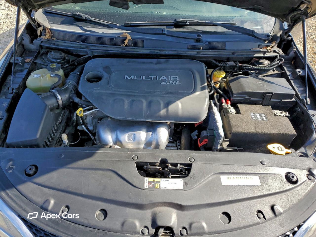 Chrysler 200 2015