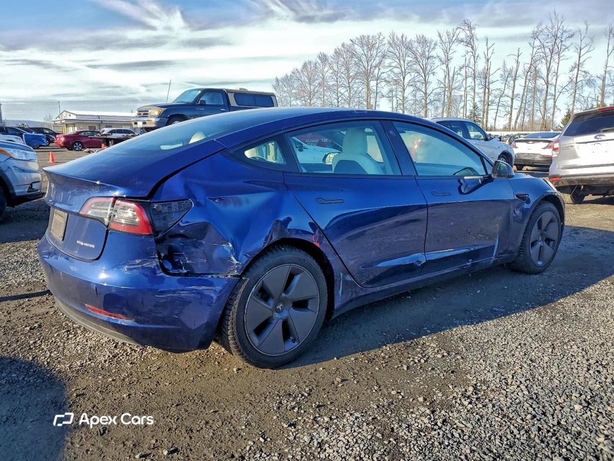 Tesla Model 3 2022