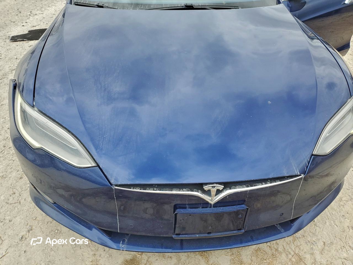 Tesla Model S 2016