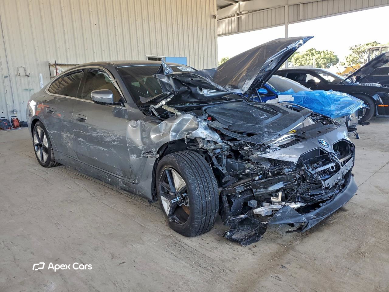 BMW i4 2025