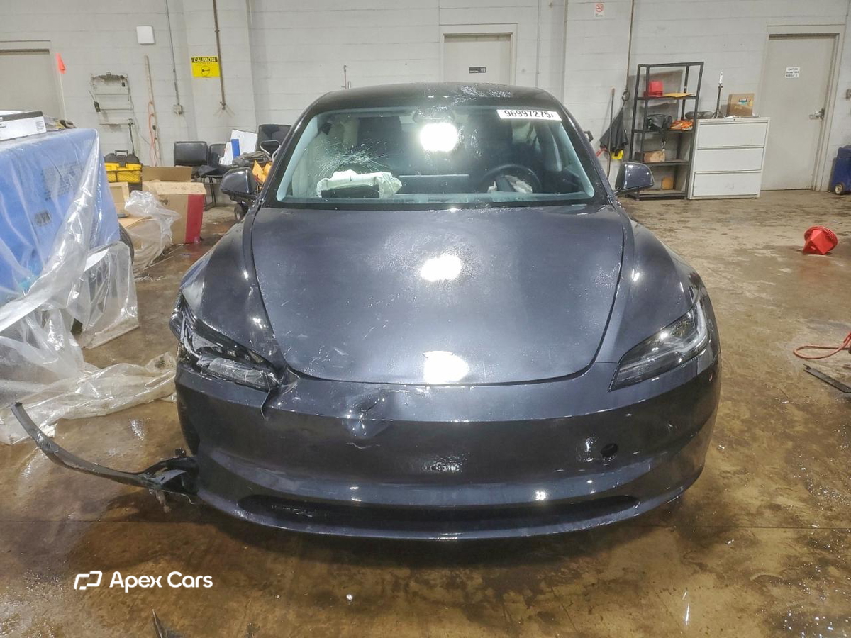 Tesla Model 3 2025