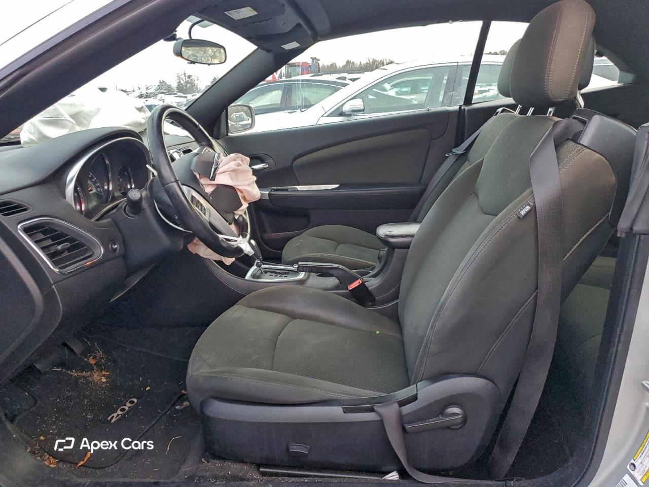 Chrysler 200 2011
