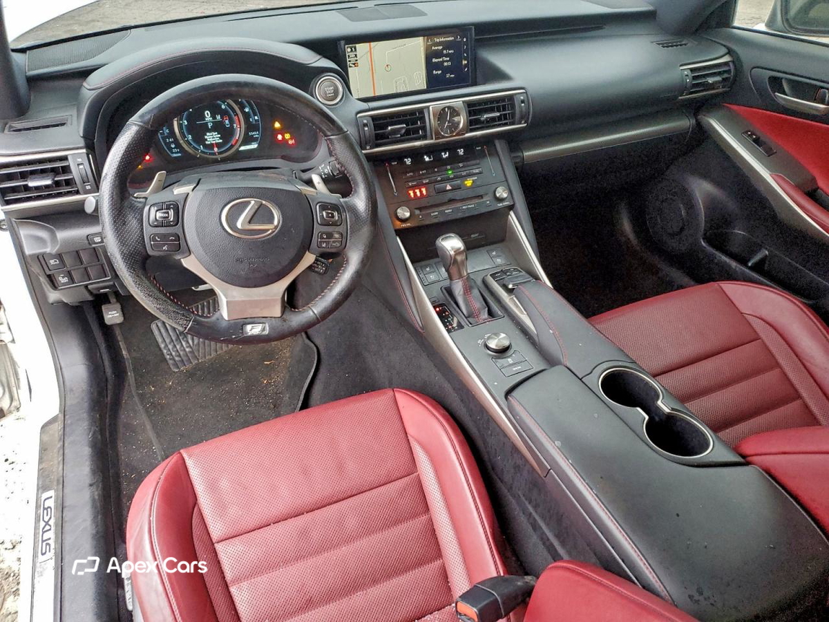 Lexus IS 2017