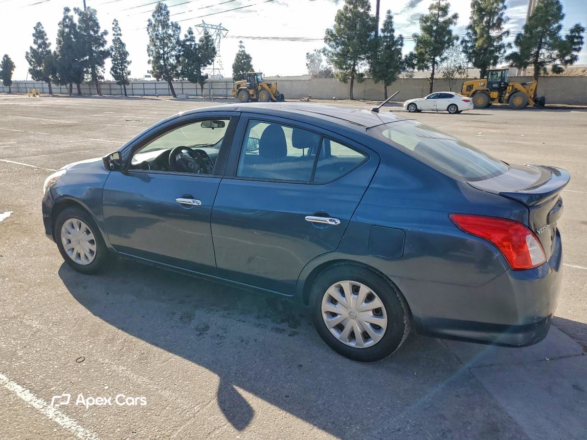 Nissan Versa 2016