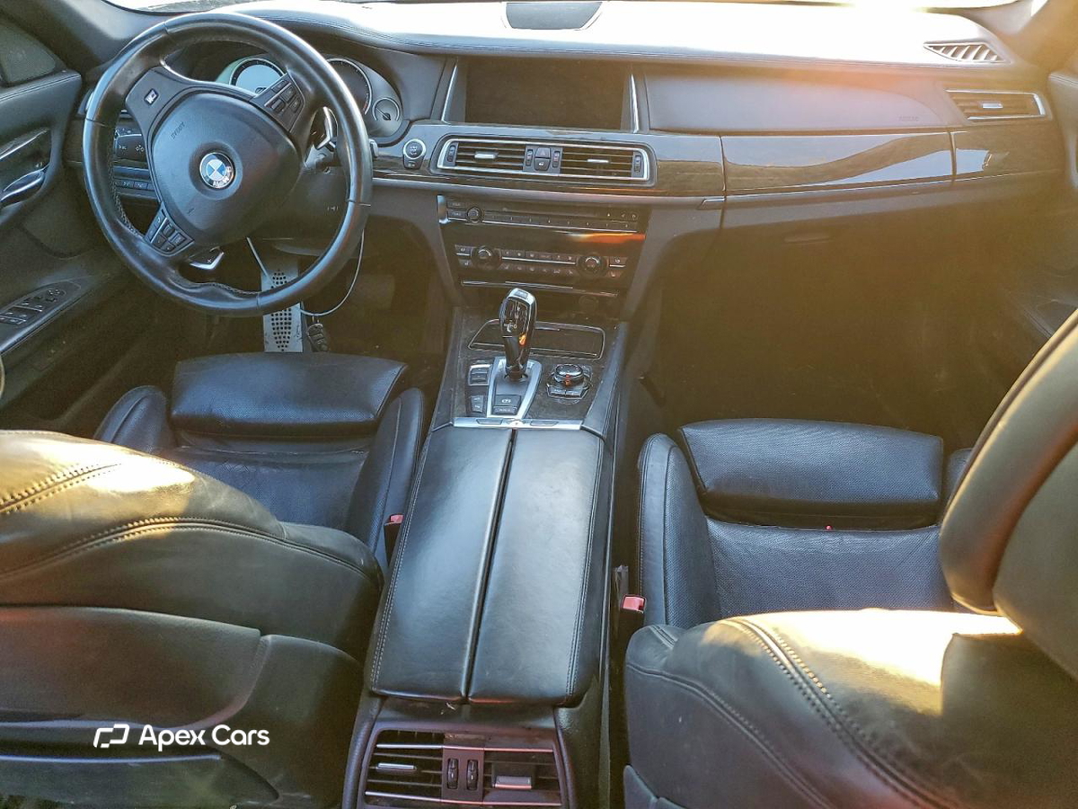 BMW Series 7 2013