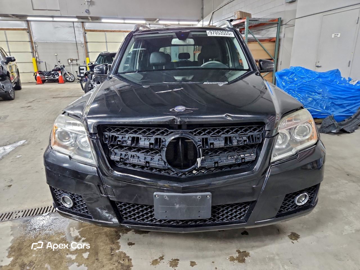 Mercedes-Benz  2010