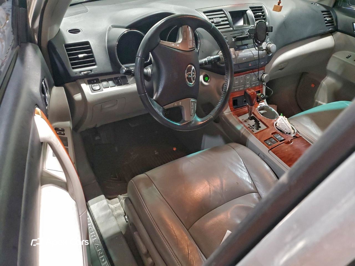 Toyota Highlander 2010