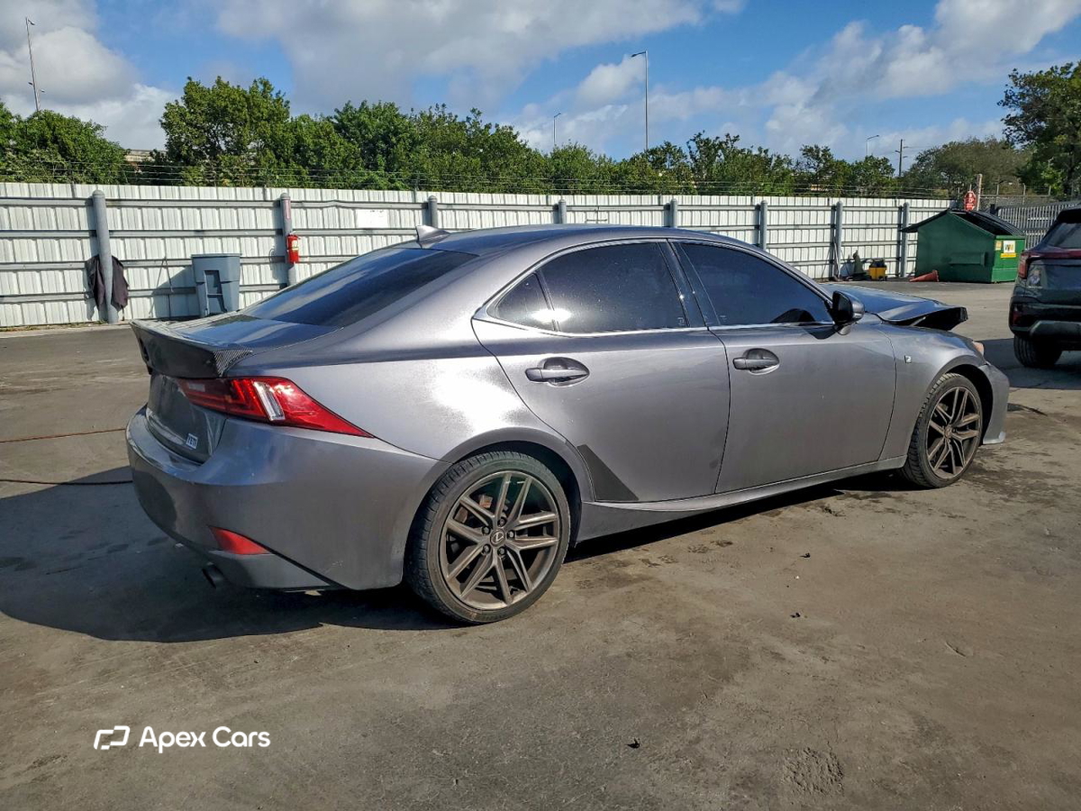 Lexus IS 2014