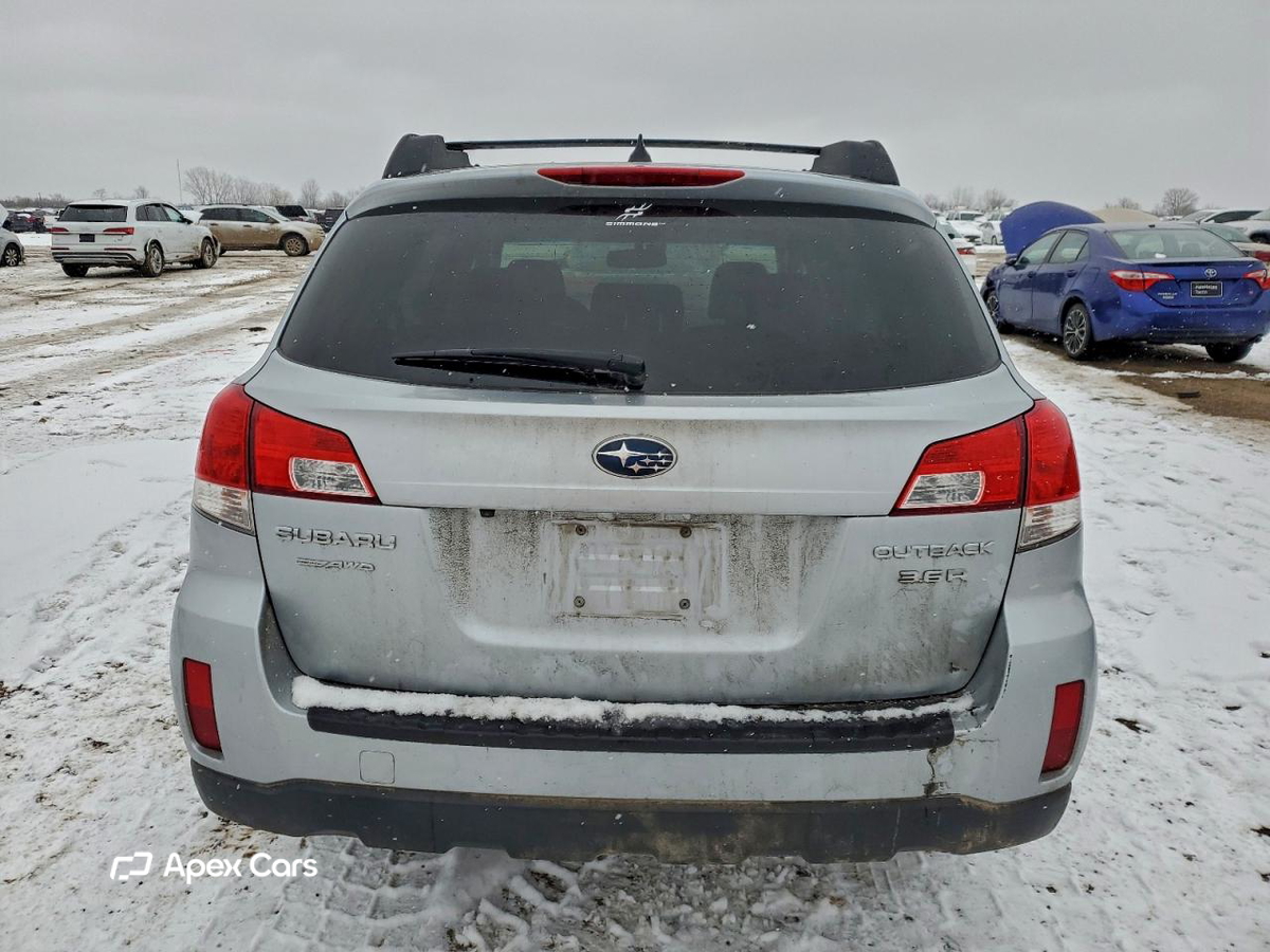 Subaru Outback 2012
