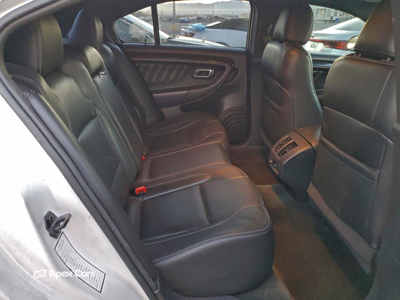 Ford Taurus 2014