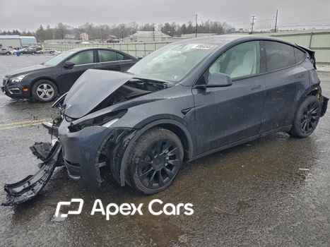 Tesla Model Y 2024 - Zdjęcie 1 z 13