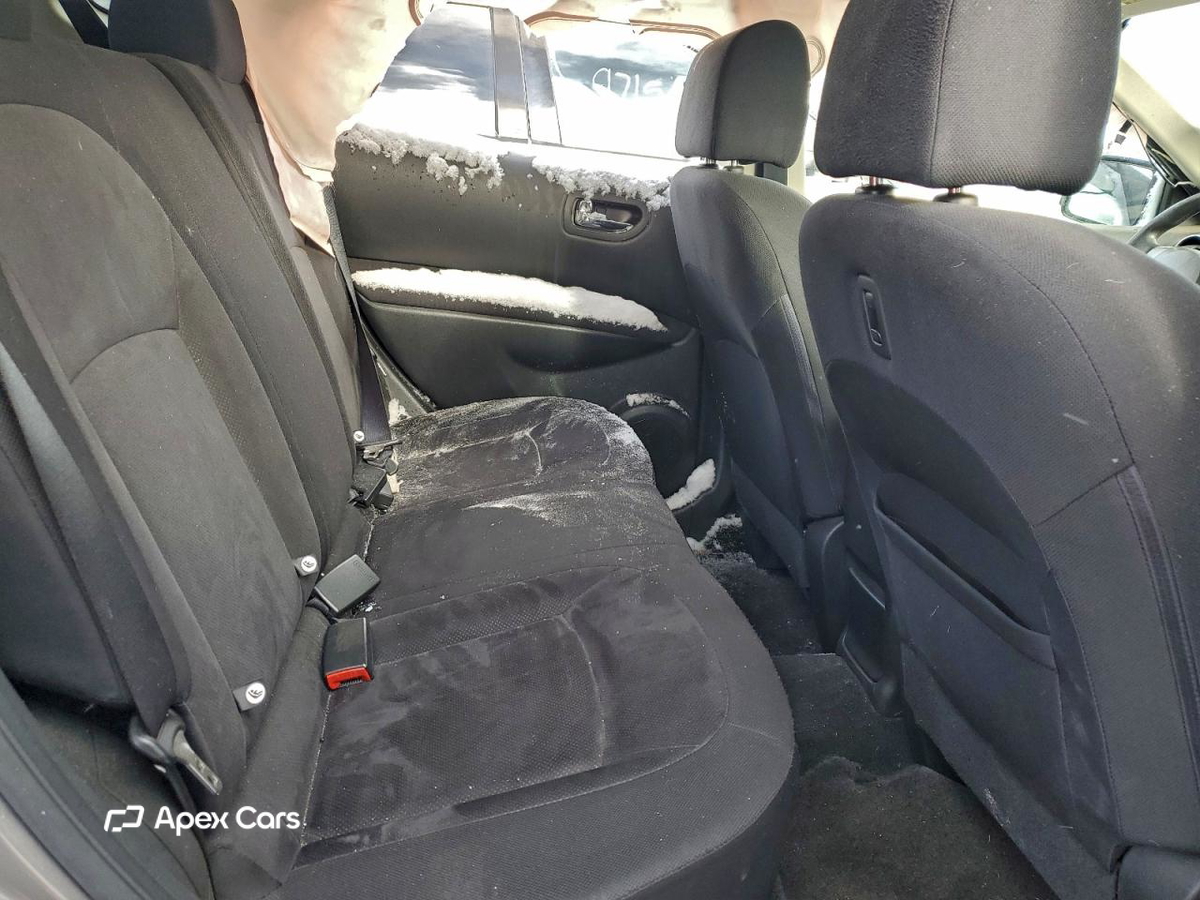 Nissan Rogue 2010