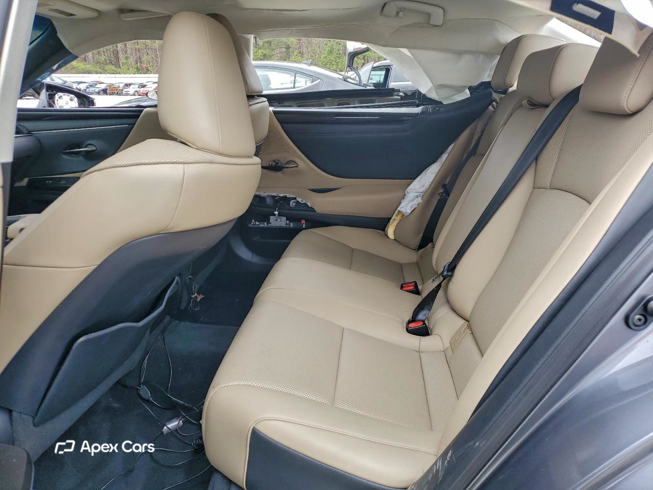 Lexus ES 2020